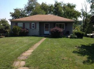 34 Kathleen Dr, Mc Kees Rocks, PA 15136