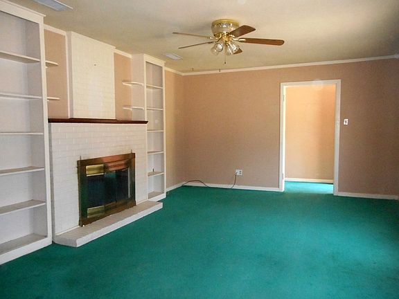2nd image of 1306 W Louisiana Ave