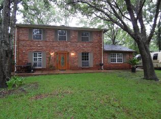 13817 Paraiso Rd, Ocean Springs, MS 39564