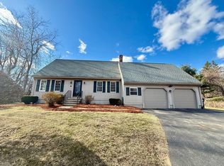 8 Welch Ave, Rutland, MA 01543