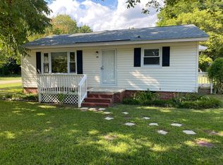 101 E James St, Lillington, NC 27546