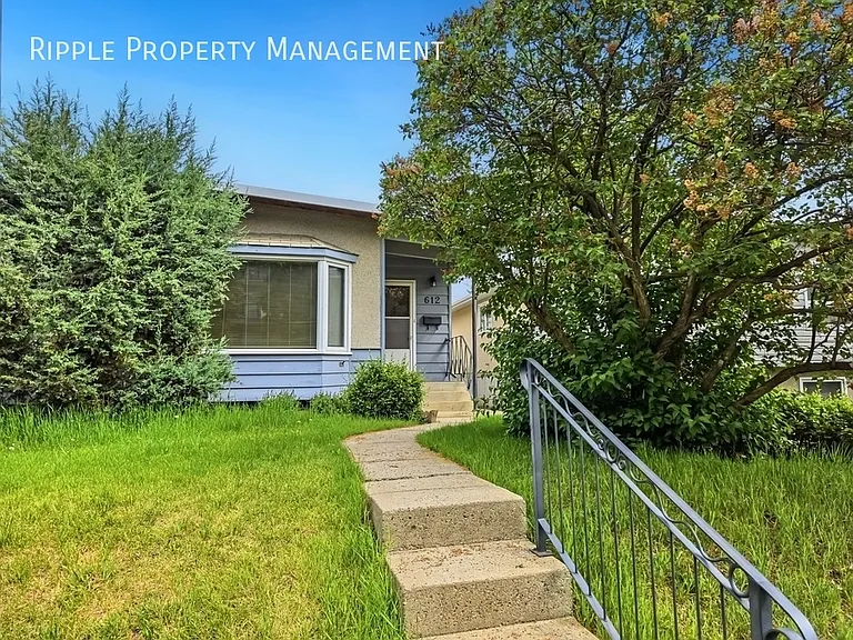 612 56th Ave SW #UPPER — Photo 22