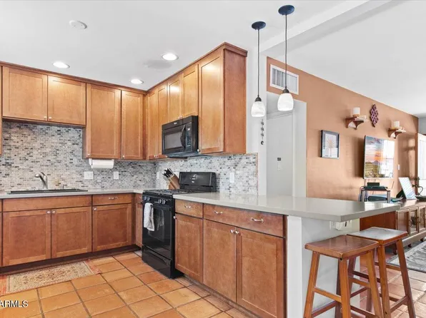 1001 W PICCADILLY Road, Phoenix, AZ 85013