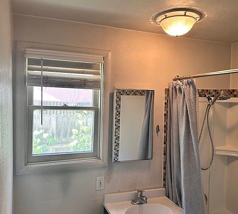3rd image of 2319 P St APT D