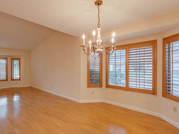 5th image of 1358 Marquette Dr