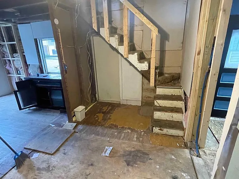 804 Market St — Photo 23