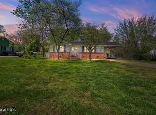 1515 Charles Dr, Knoxville, TN 37918