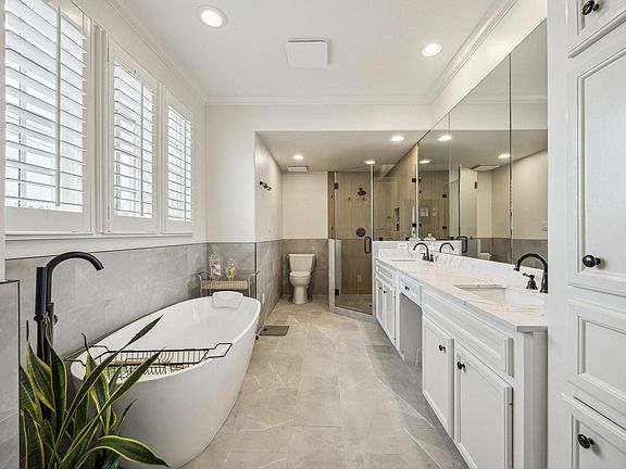 4th image of 1418 Rosedale St