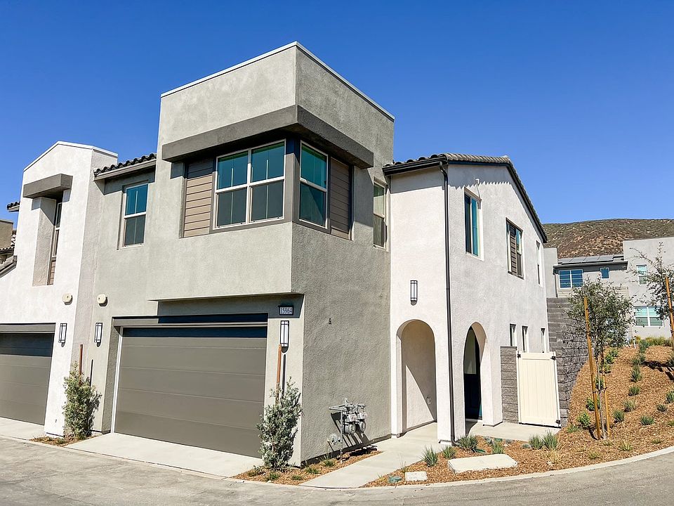 1st image of 15964 Sparrow Ct N