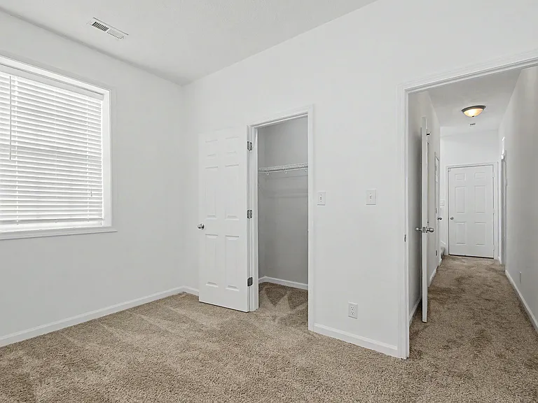 1371 Constitution Dr — Photo 41