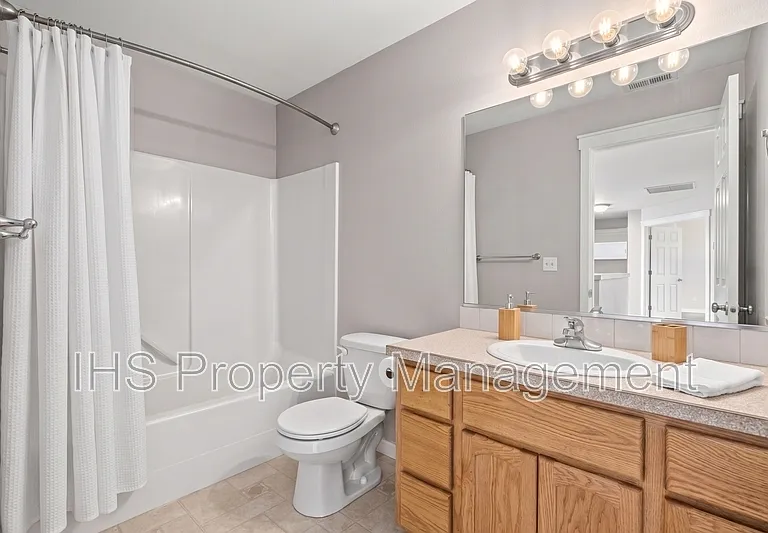 9711 Nottingham Dr — Photo 19