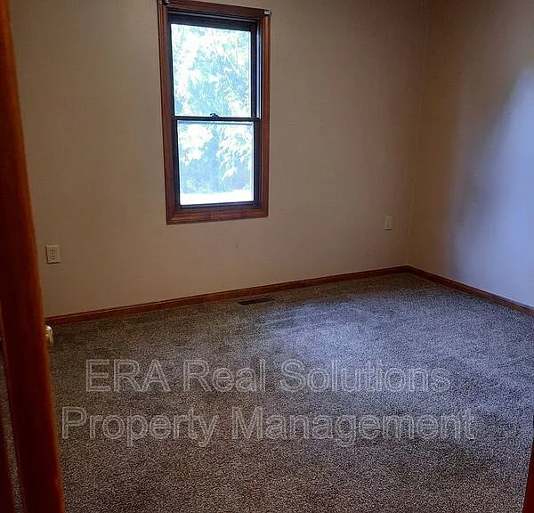 434-442 S West St #7 — Photo 8