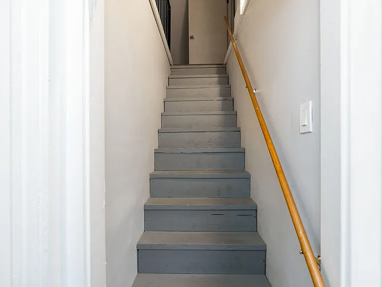 1309 Lydia St — Photo 24