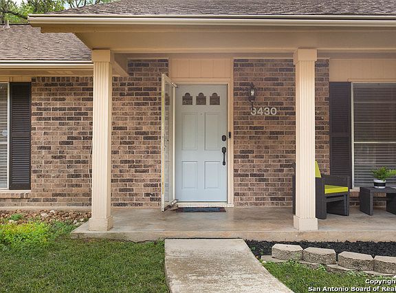 3rd image of 3430 Hopecrest St