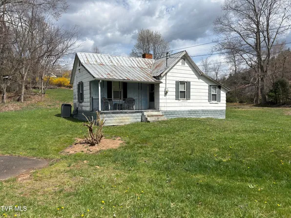 136 Swift Hollow Ln, Mountain City, TN 37683
