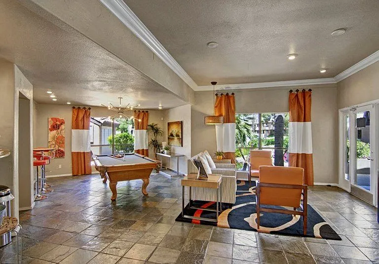 Desert Horizon — Photo 17