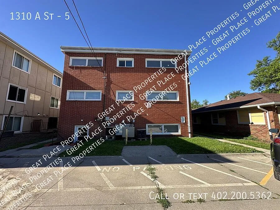 2 bed, 650 sqft, $749 — Photo 3