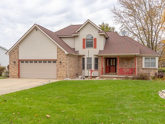 2nd image of 208 Wedgewood Dr