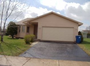 1434 Roosevelt St, Anoka, MN 55303
