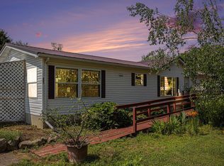 405 W Osborne Rd, Delton, MI 49046