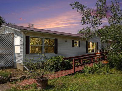 405 W Osborne Rd, Delton, MI, 49046