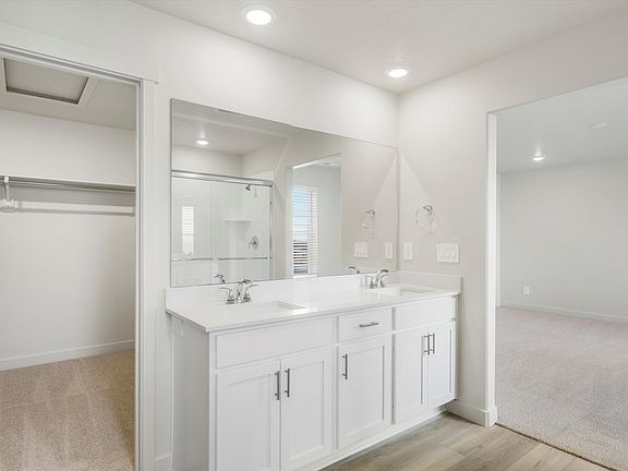 SLC_Aspen_ 4251_Master-Bathroom_A_3491-N-Browning-St-Eagle-Mountain-UT.jpg
