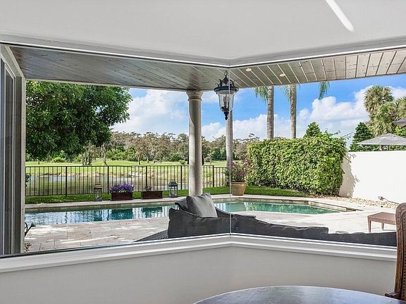 2nd image of 12564 Mallet Cir