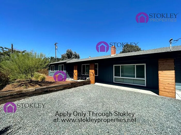 3403 Cowell Rd photo 1