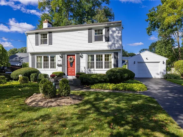 603 Roosevelt Rd, East Rochester, NY 14445
