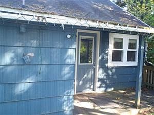2nd image of 5020 SW Dune Ave
