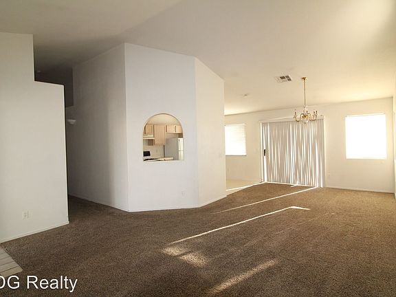 4th image of 228 Oxford Cloth Ct