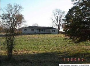 664 Bett Rd, Coldwater, MS 38618