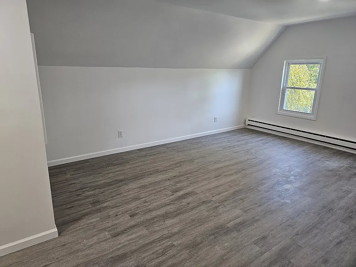 Building Photo - 275 Grove St #3