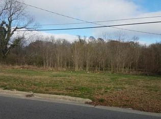 1404 Peartree Rd, Elizabeth City, NC 27909