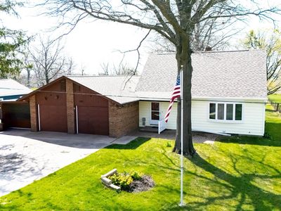 205 W Orange Rd, Waterloo, IA, 50701