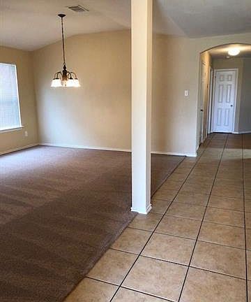 2nd image of 302 Bubbling Brook Dr