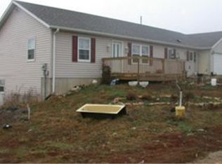 16454 Hales Mill Rd, Dubuque, IA 52002