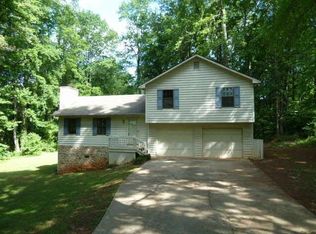 1213 Blazing Rdg W, Lawrenceville, GA 30046