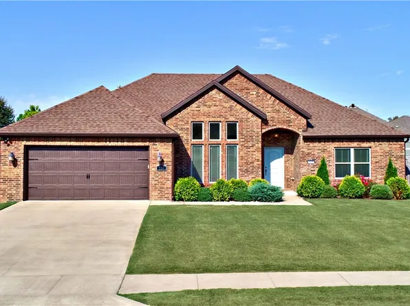 114 SE Cowans St, Lowell, AR 72745