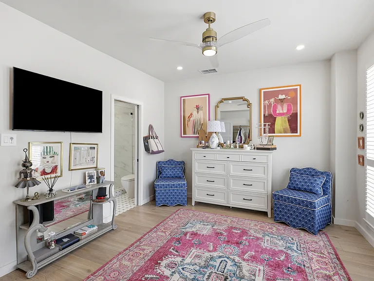 4517 Holland Ave #109 — Photo 5