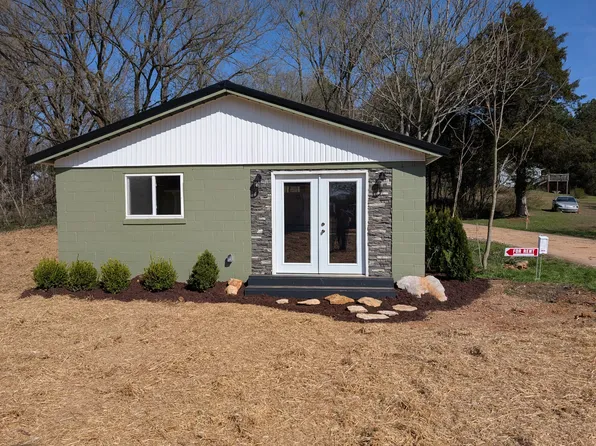 1002 National Tpke #1, Munfordville, KY 42765