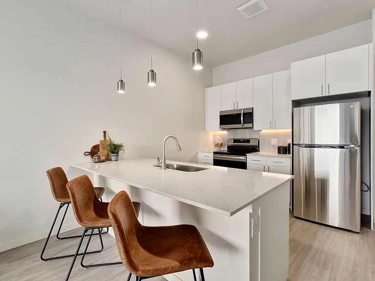 Axis West Flats — Photo 35