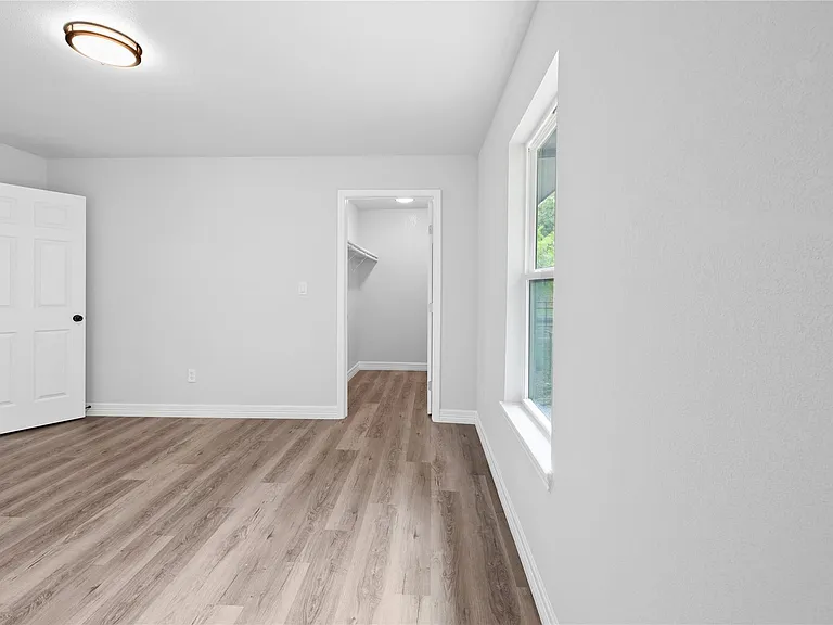 524 Dunnam Ave — Photo 11