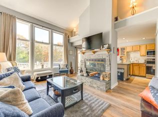 18 Mountainwoods Dr, Lake Harmony, PA