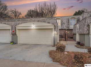 7411 Oldpost Rd #4, Lincoln, NE 68506
