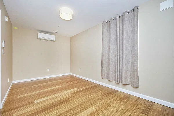 Rented by Keller Williams NYC | media 7