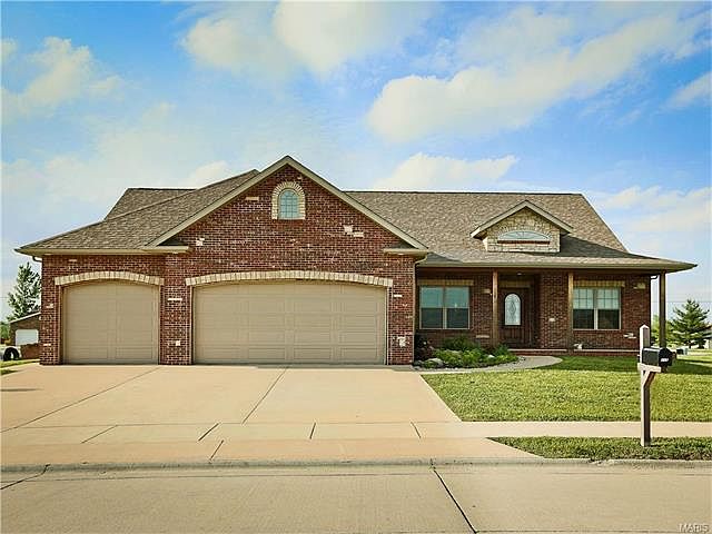 1st image of 115 Baneberry Dr