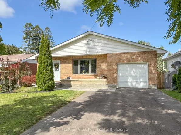 82 Union Ave, Scugog, ON L9L 1G2