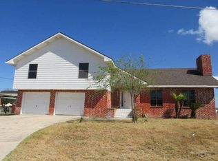 205 Vista Hermosa, Zapata, TX 78076
