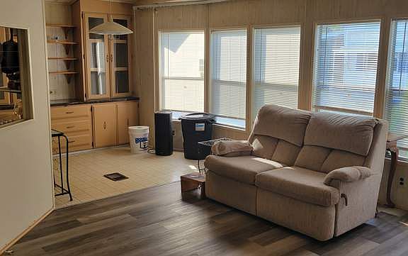 2nd image of 1208 Lee St #43